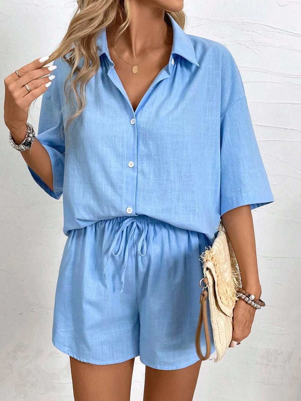 Chill in Style: Emery Rose's Casual Drop-Shoulder Short Sleeve Shirt & Shorts Set for Your Perfect Vacation! 🌴✨