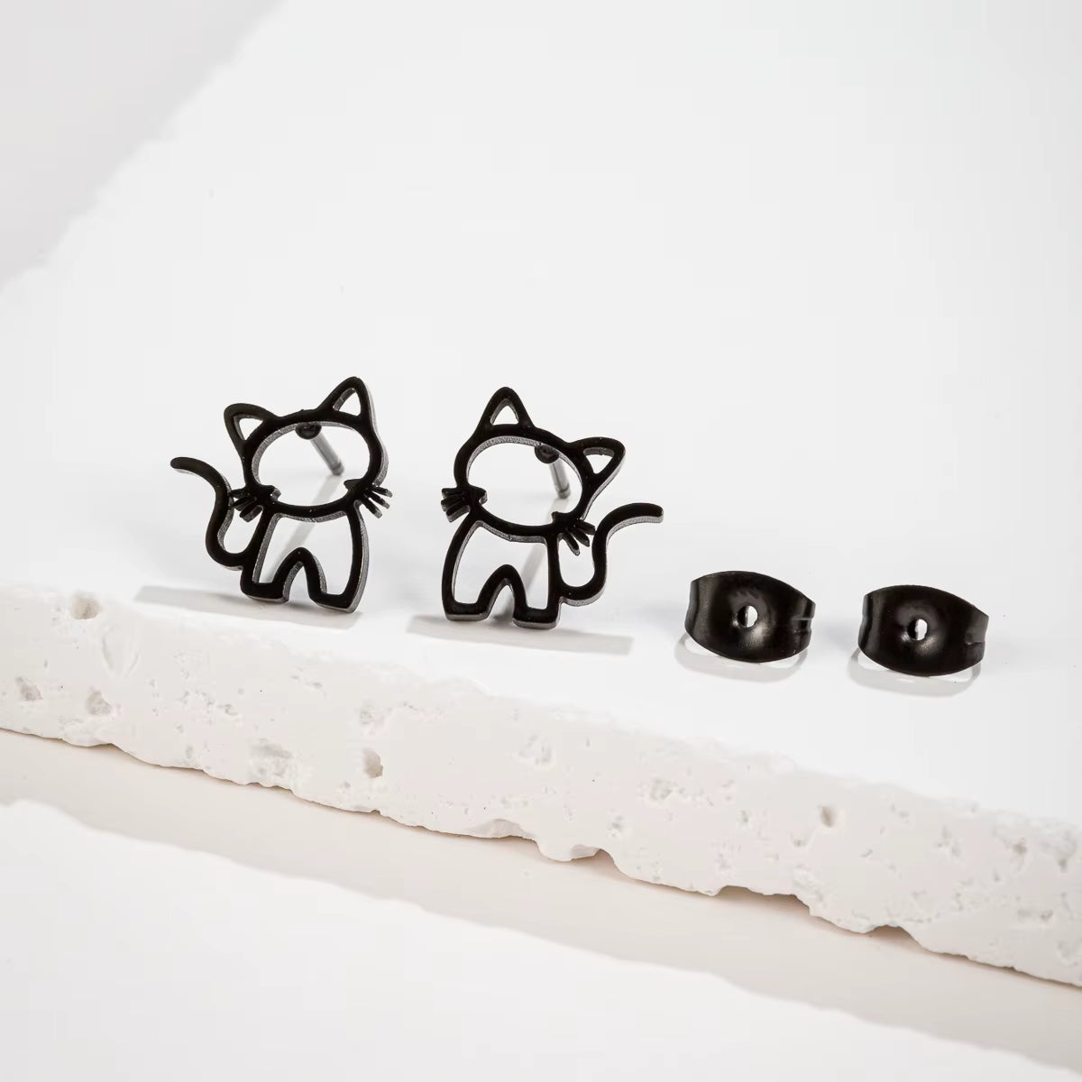 1 Pair Cute Cat Stainless Steel Stud Earrings for Mens Womens Punk Students Gifts Trend Fashion Small Ear Studs Jewelry