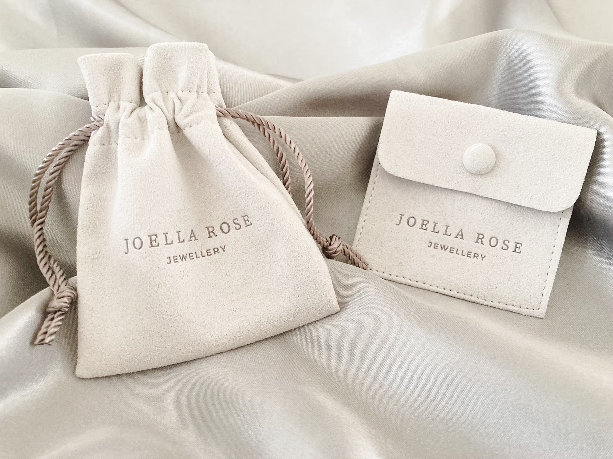 Silver Clover Necklace: Mother of Pearl Pendant, Lucky Four Leaf Clover, Satellite Chain